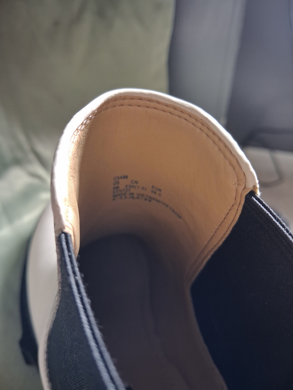 Coach PULL TAB N W/O T - Picture 4 of 5